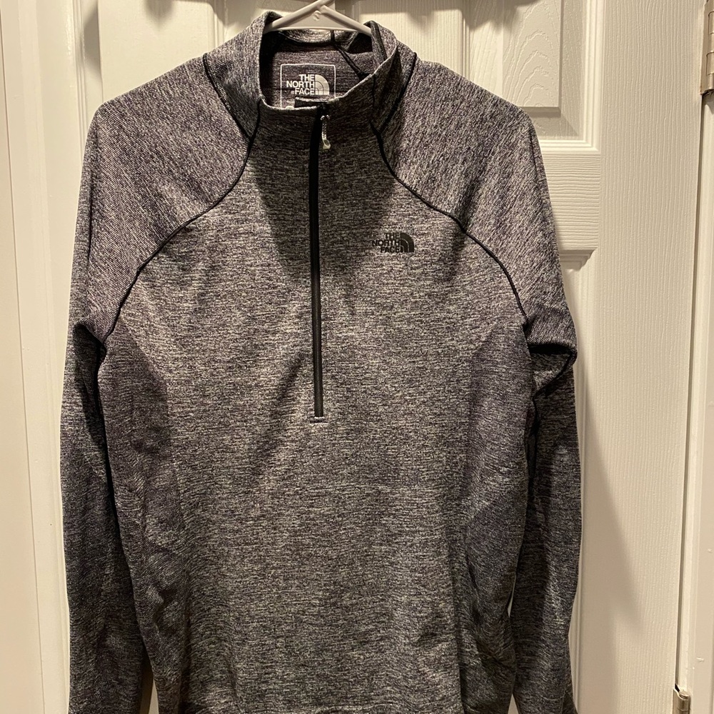 Summit Series North Face Medium